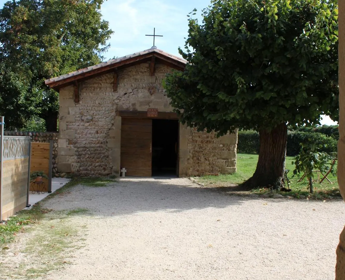 Les Gites De Genas Bourg-les-Valence 0*,