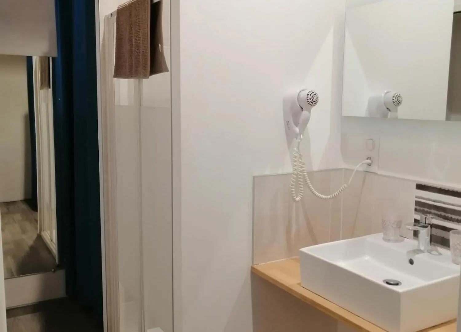 Les Gites De Genas Bourg-les-Valence Holiday home